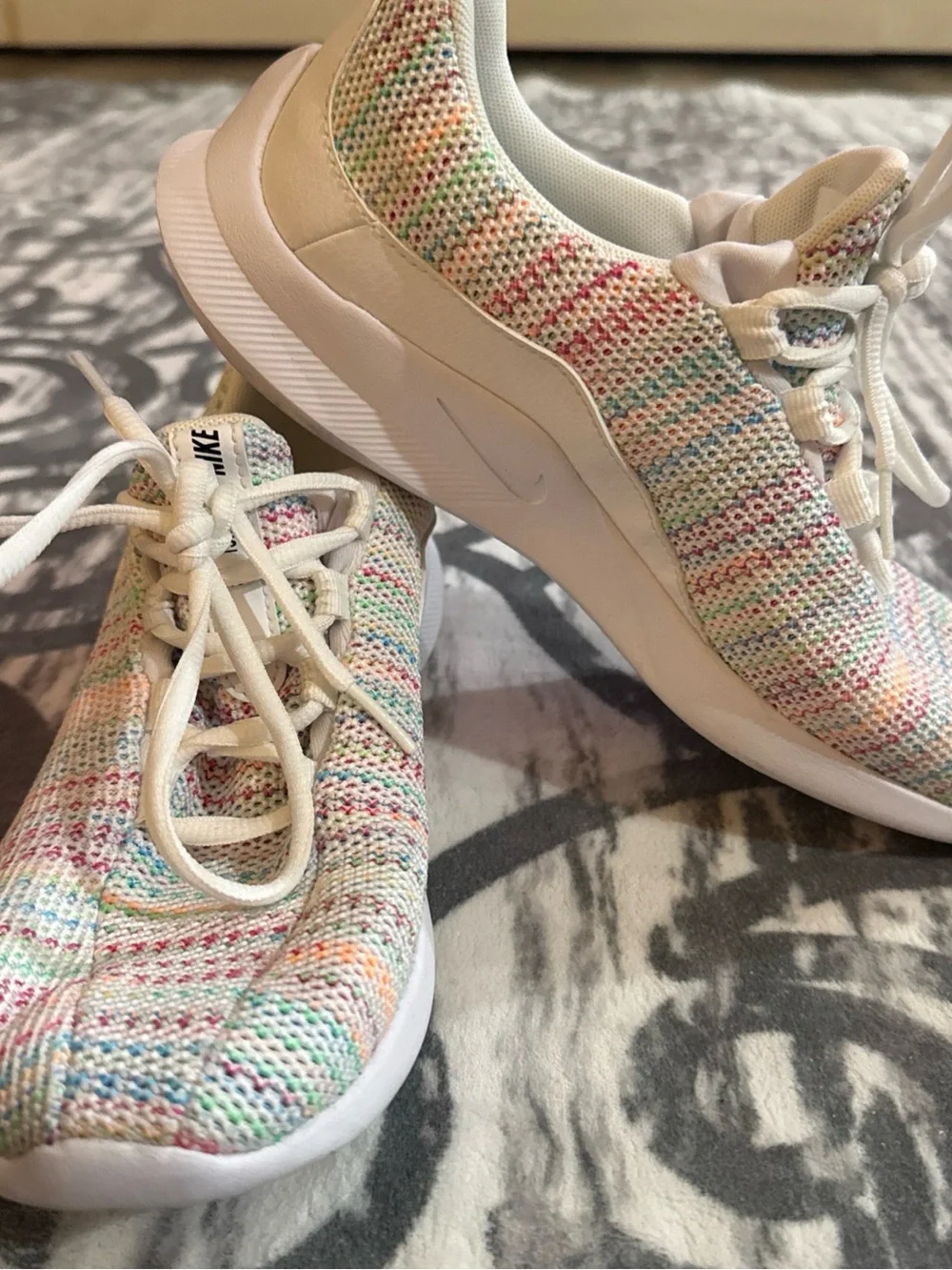 Nike Kids Multicolor Knit Sneakers with White Laces